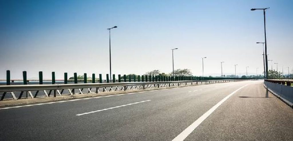 Turkmen company offers project for development of new highway